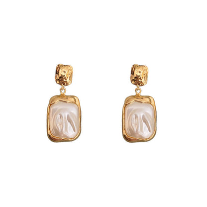 Elegant Luxury Gold Plated Square Pleated Dangle Earrings with Niche Baroque Pearl Antique Style Stud Earrings For Women